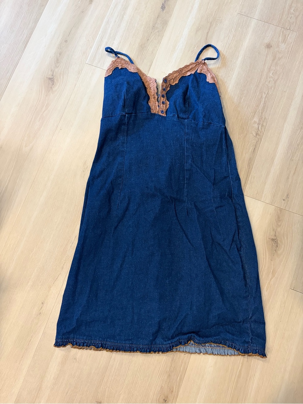 Vintage cotton denim Dress with Tan Lace Trim - flaw